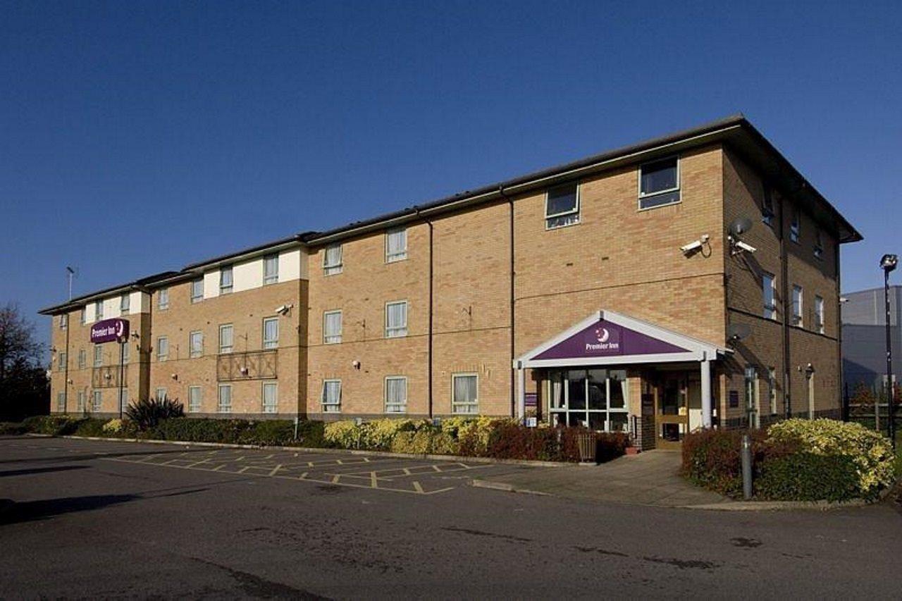 Premier Inn Ashford Central Экстерьер фото